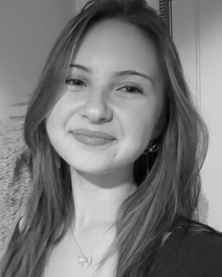 Hendrickson, Kira Hendrickson, Kira